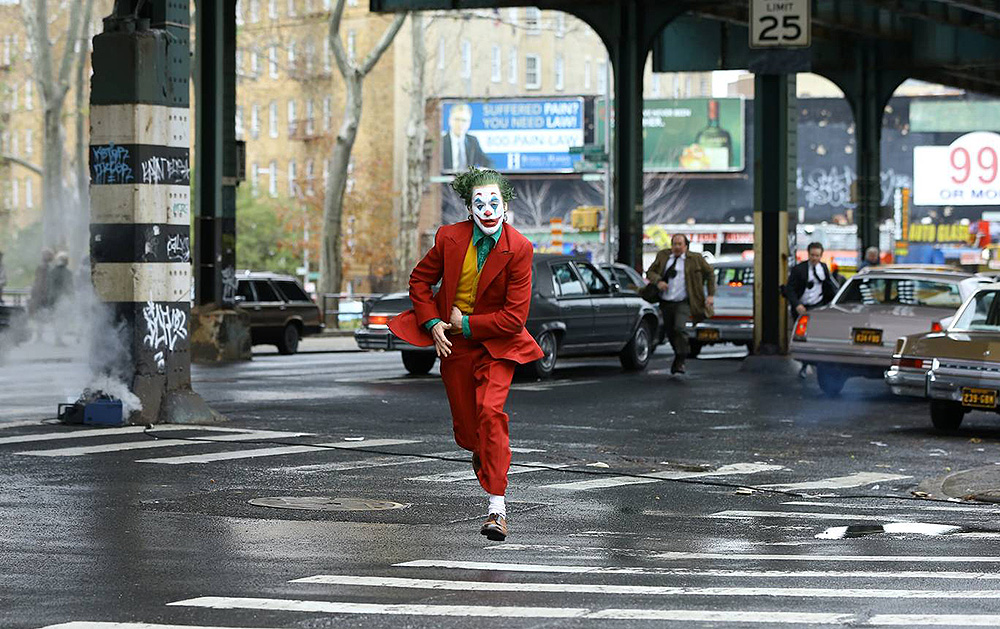 Joker (2019), dirigida por Todd Phillips e interpretada por Joaquin Phoenix