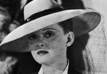 La extraña pasajera (1942)