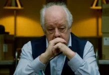 Jim Sheridan, director de cine comprometido con las heridas de Irlanda Jim Sheridan, delante y detrás de las cámaras en su última película, Recreación de un asesinato